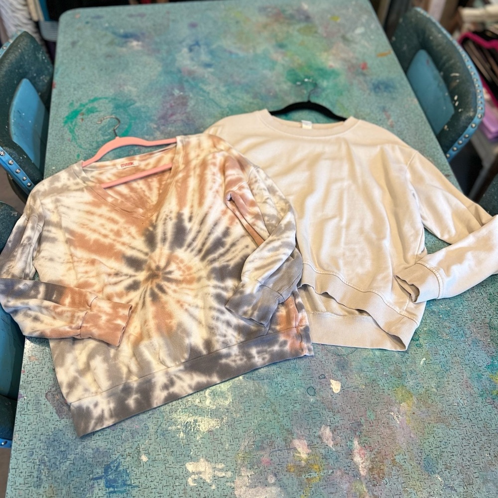 Set of Comfy Sweatshirts